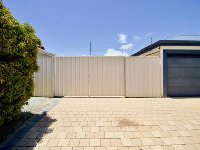 59 Ritchie Drive, Rockingham WA 6168