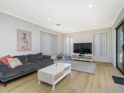 20 Colemere Crescent, Aveley WA 6069
