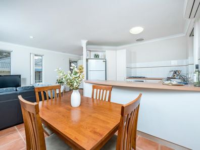 2/153 Kinross Drive, Kinross WA 6028