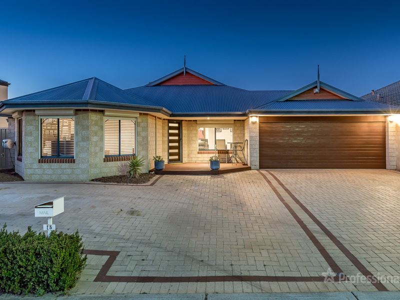 15 Meringa Crescent, Quinns Rocks WA 6030