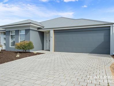 17 Bellingham Parade, Wellard WA 6170