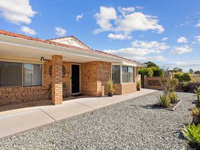 2 Success Drive, Rockingham WA 6168