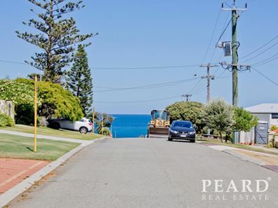 25b Ada Street, Watermans Bay WA 6020