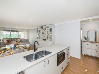 4 Shanklin Way, Butler WA 6036