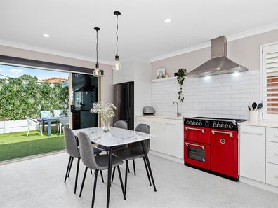 3/5 Stewart Street, Scarborough WA 6019