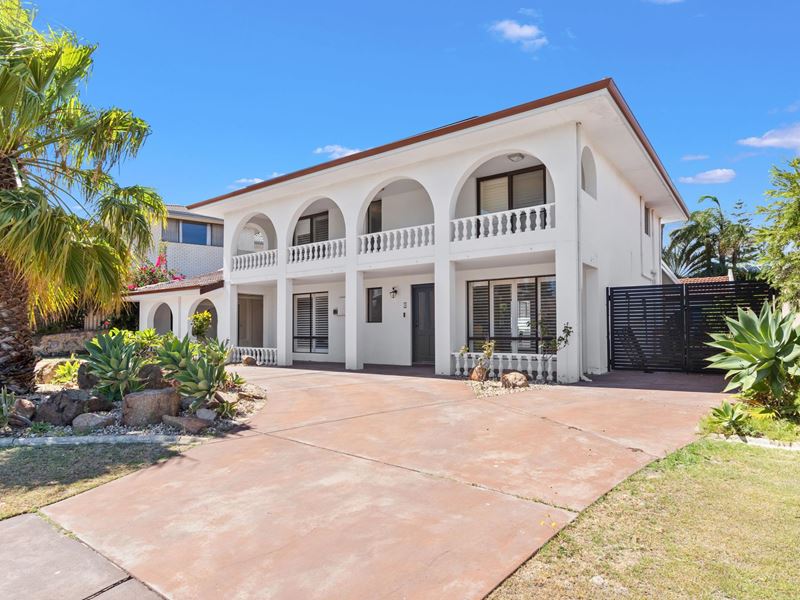 94 Castlecrag Drive, Kallaroo