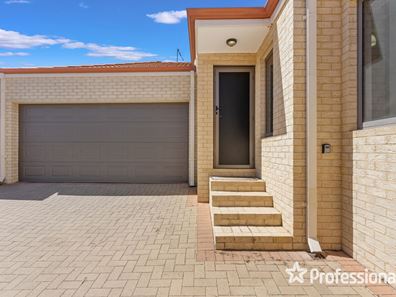 12C Selhurst Way, Balga WA 6061