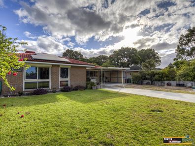 16 Durham Way, Forrestfield WA 6058