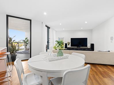 100/1 Rowe Avenue, Rivervale WA 6103