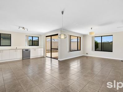 16 Kirra Road, Secret Harbour WA 6173