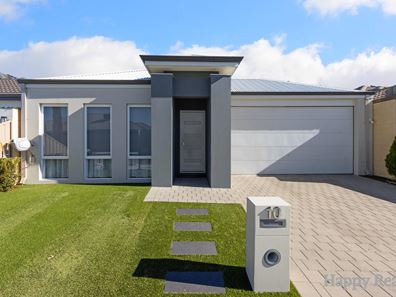 10 Tramore Tarn, Canning Vale WA 6155