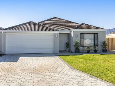 8 Bradshaw Street, Canning Vale WA 6155