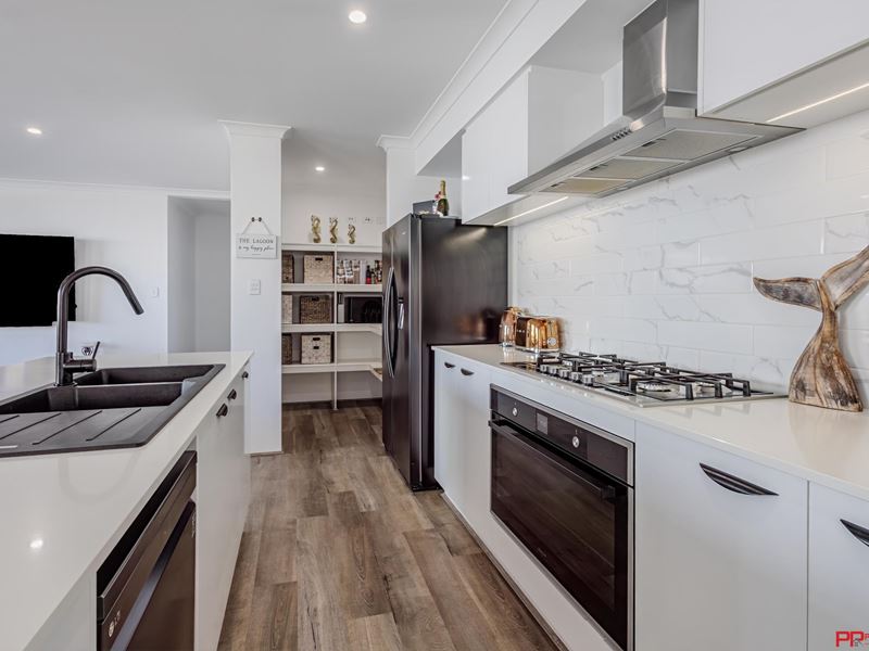 19 Holiday Way, Yanchep WA 6035