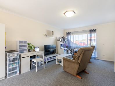 1/10 Hefron Street, Rockingham WA 6168