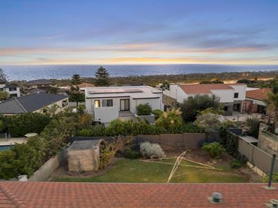 20 Aruma Way, City Beach WA 6015