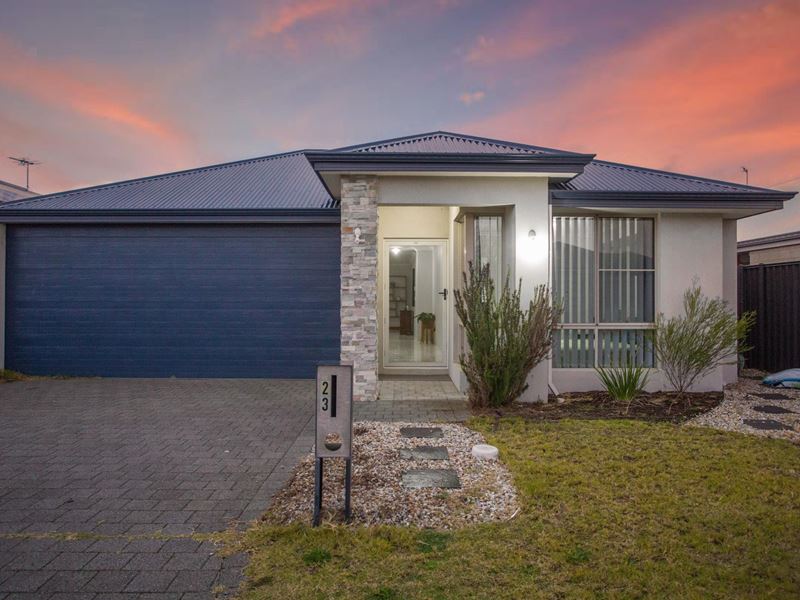 23 Claystone Loop, Piara Waters WA 6112