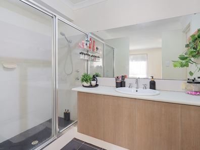 14 Langston Close, Port Kennedy WA 6172