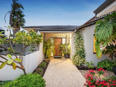 24 Charsley Crescent, Marmion WA 6020