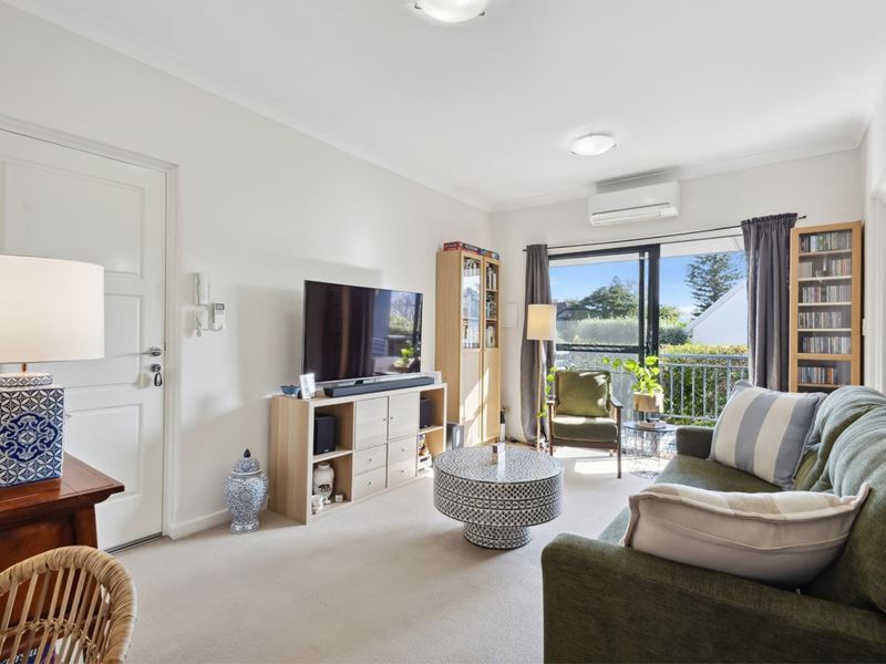 5/412 Stirling Highway, Claremont