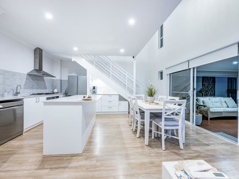 33 Reflection Boulevard, Jindalee WA 6036
