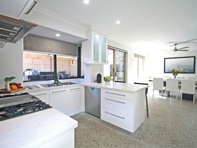 2/5 Helm Street, Mount Pleasant WA 6153