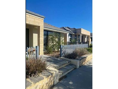 5 Helmsley Parkway, Alkimos WA 6038