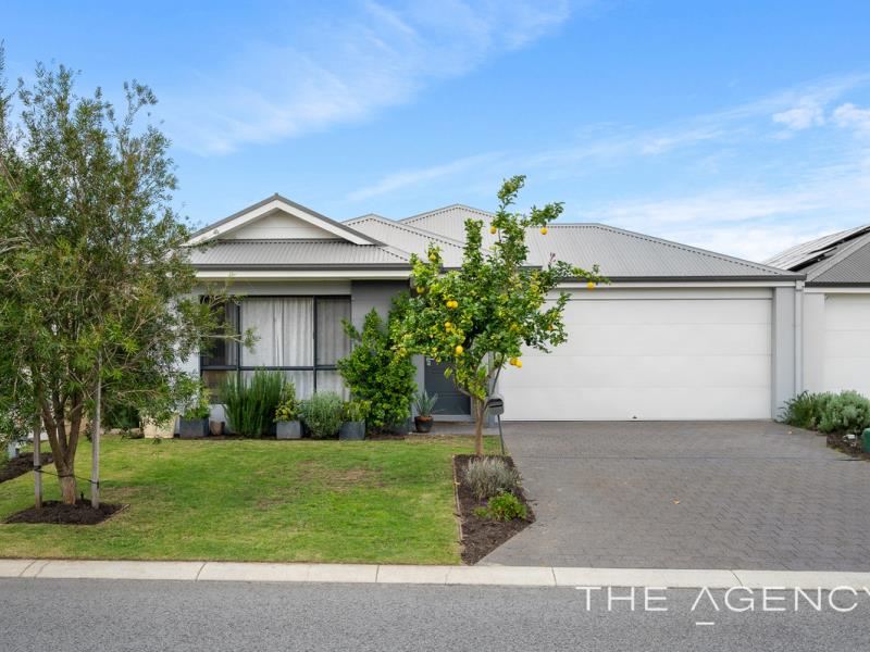 42 Aquamarine Parade, Treeby