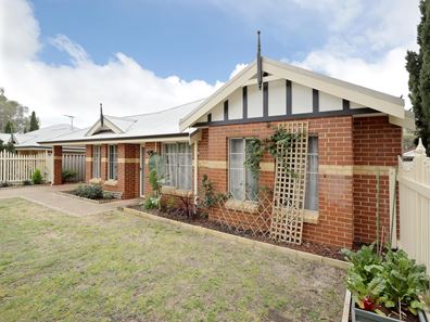 1/28 Holmesdale Road, Woodbridge WA 6056