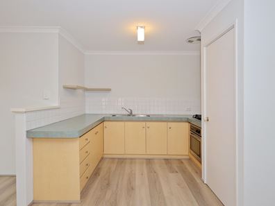 1/28 Holmesdale Road, Woodbridge WA 6056