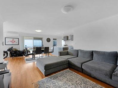 9 Beachcomber Hill, Glenfield WA 6532