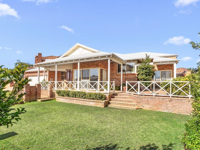 17 Norton Ridge, Winthrop