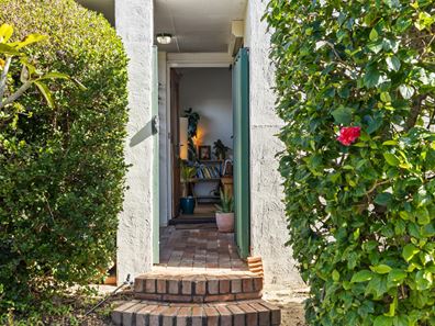 30/208 North Beach Drive, Tuart Hill WA 6060