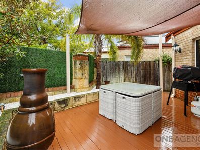 1/11 Waterway Crescent, Ascot WA 6104