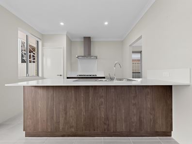 86 Moncrieff Parade, Golden Bay WA 6174