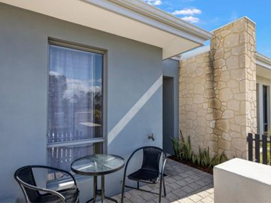 10 Benson Loop, Alkimos WA 6038