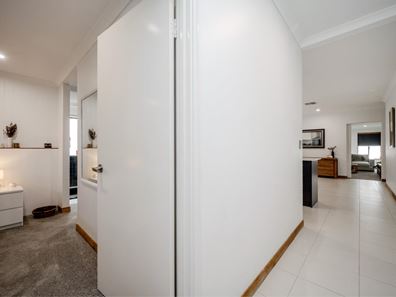 33 Fulvous Loop, Eglinton WA 6034