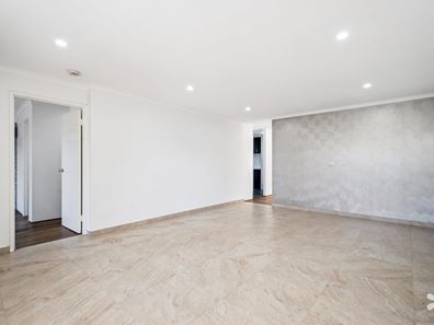 70 Milano Loop, Seville Grove WA 6112