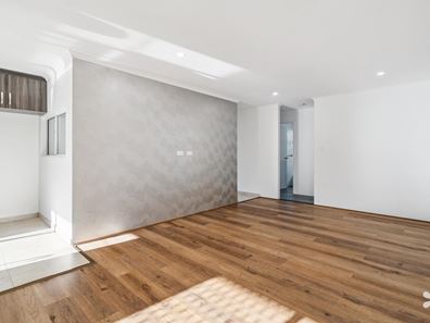 70 Milano Loop, Seville Grove WA 6112