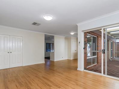 12 Decima Street, Innaloo WA 6018