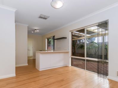 12 Decima Street, Innaloo WA 6018