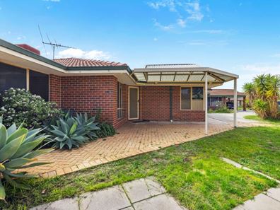 27B Carcoo Court, Beckenham WA 6107