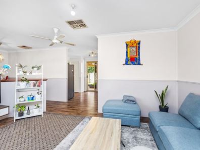 27B Carcoo Court, Beckenham WA 6107