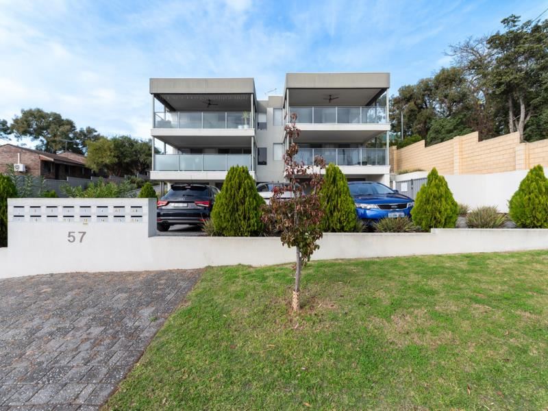 2/57 Pearl Parade, Scarborough