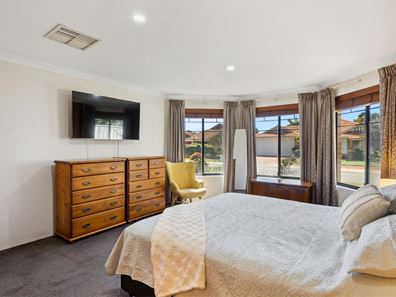 3 Domatia Bvd, Bennett Springs WA 6063