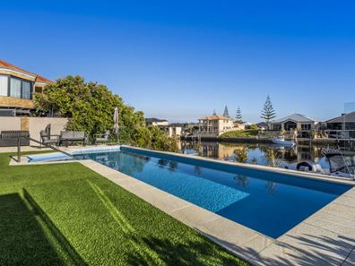19 Voyager Close, Wannanup WA 6210