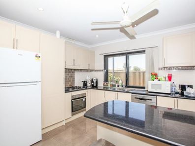 16B Somerset Crescent, South Hedland WA 6722