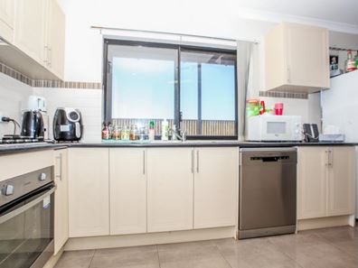 16B Somerset Crescent, South Hedland WA 6722