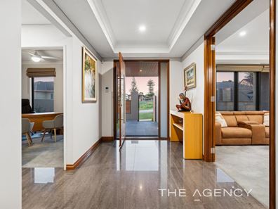 10 Mary Street, Watermans Bay WA 6020