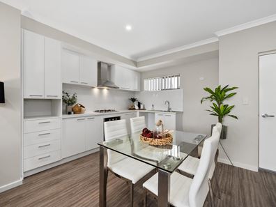 2/4 Farne Close, Warwick WA 6024