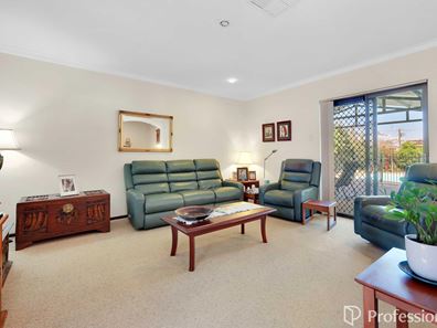 66 Kellar Way, Thornlie WA 6108